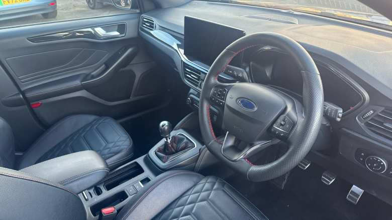 Ford Focus 1.0 EcoBoost ST-Line Vignale 5dr Petrol Hatchback